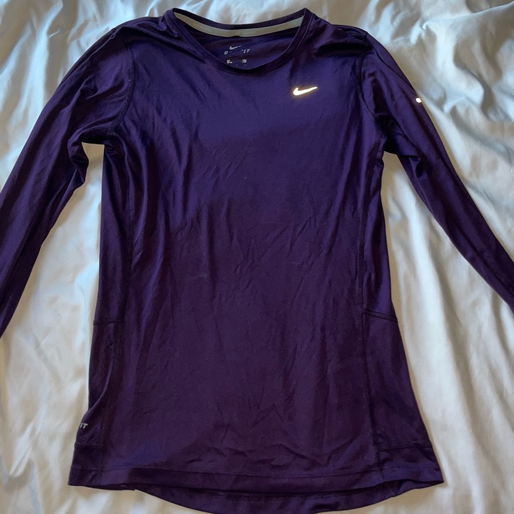 purple nike dry fit top